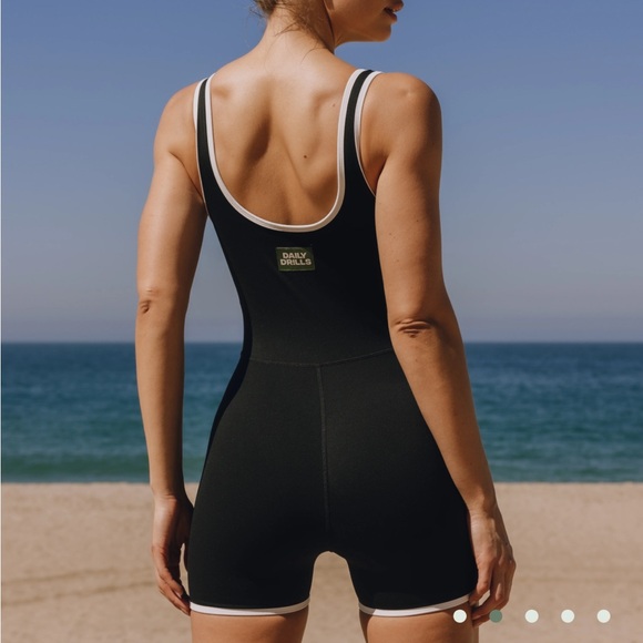 Daily Drills Layered Go! Playsuit - Picture 2 of 10